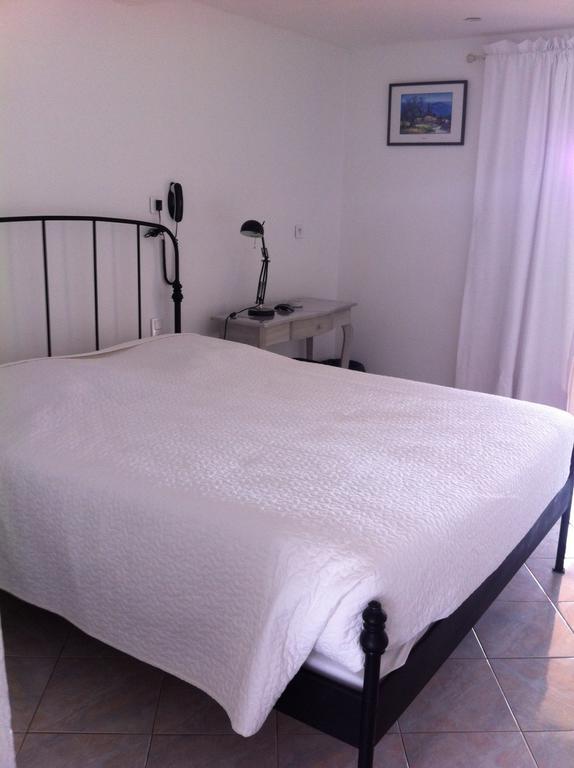La Bergerie Otel Joucas Oda fotoğraf